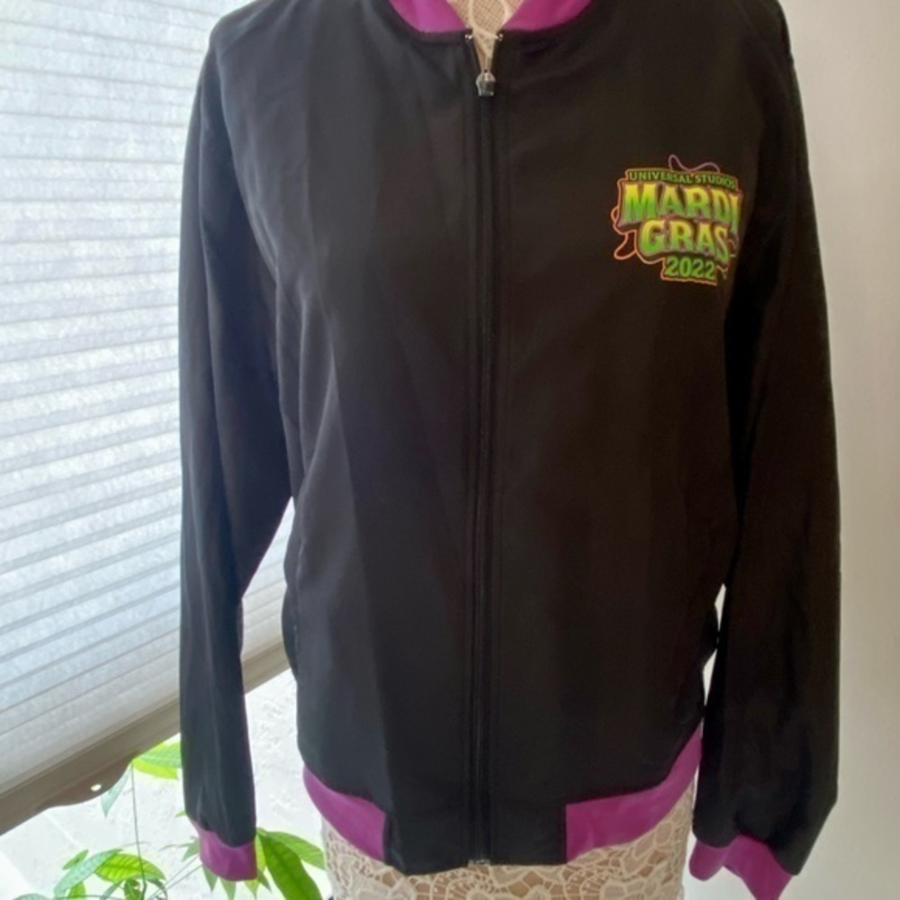 🌸UO1 -Mardi Gras Windbreaker Rain Jacket💜💛💚